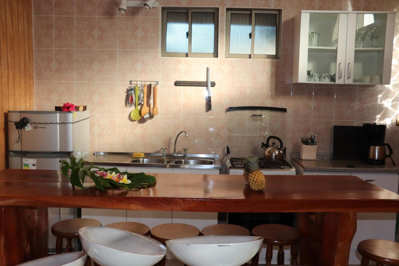 Hostal Avareipua Hanga Roa Exteriör bild