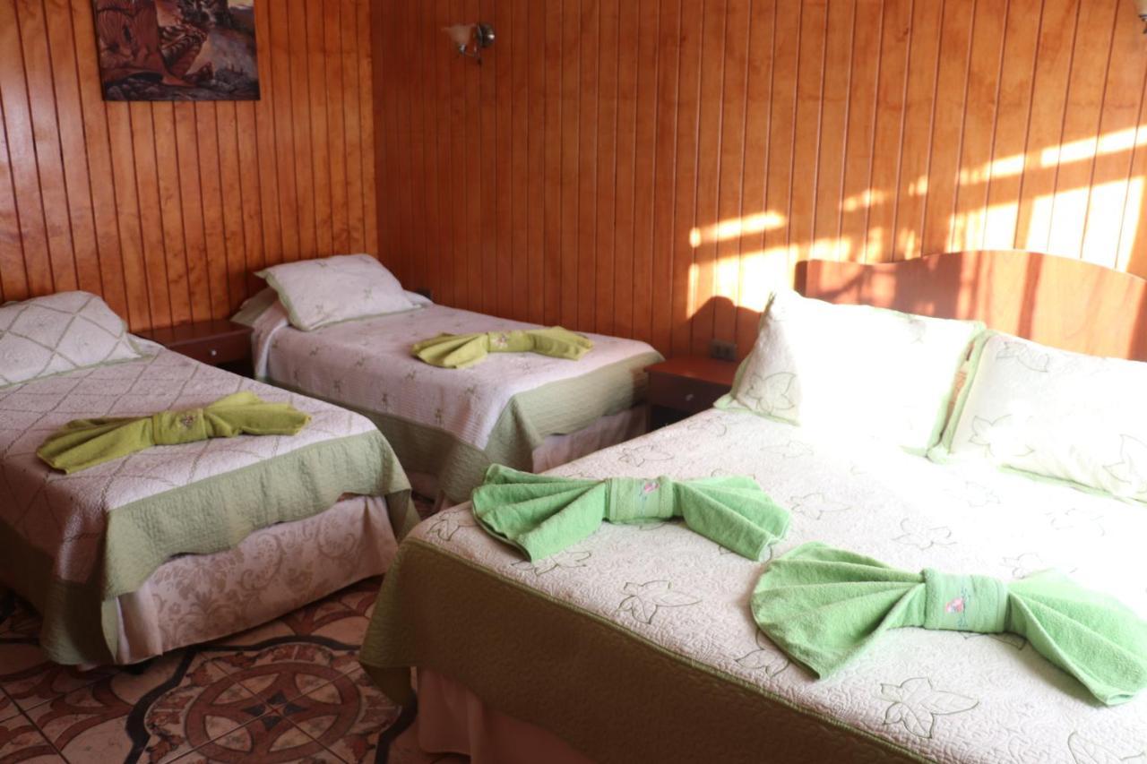 Hostal Avareipua Hanga Roa Exteriör bild